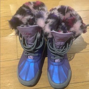 Little Girls Ugg’s Waterproof boots